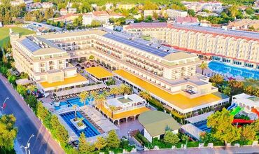 Crystal De Luxe Resort & Spa