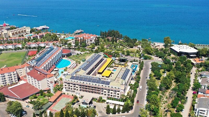 Crystal De Luxe Resort & Spa